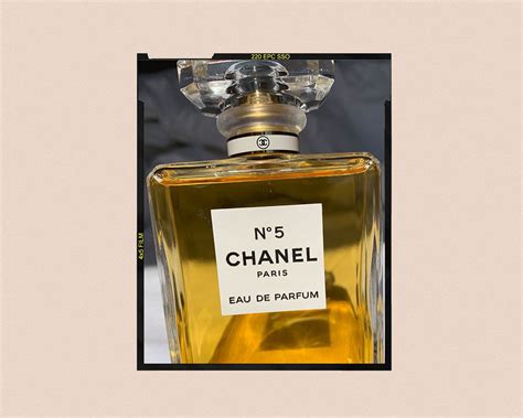 chanel 5 bottle review.